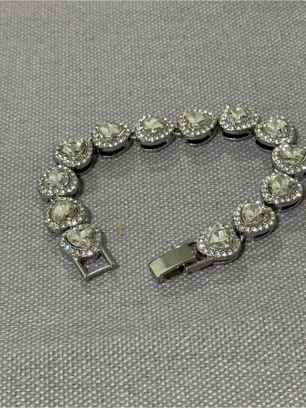 Silver Crystal Heart Tennis Bracelet - Sparkling Clear Stones